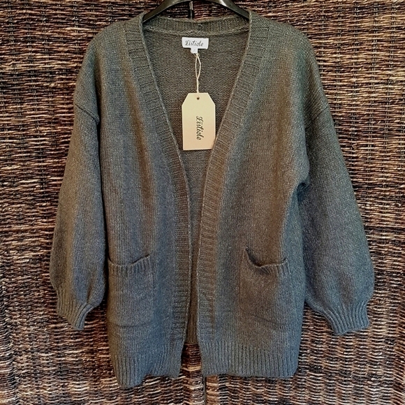NWT Listicle Soft & Cozy Knit Wool Cardigan Grey Green Longline Oversized Boho - Picture 1 of 6